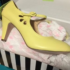NEVER WORN Size 10 Chase + Chloe Mary Janes